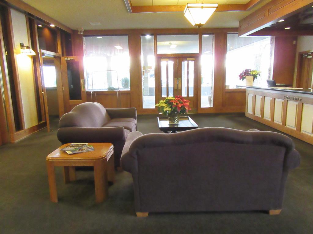 Motel Super 8 Victoria Zewnętrze zdjęcie